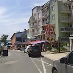 8 8 Apartament Primorsko